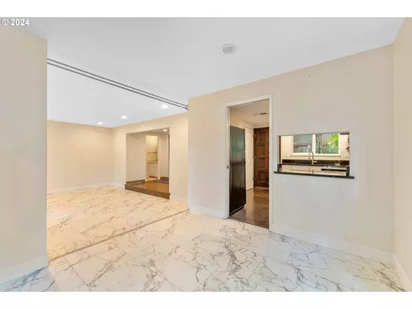 1500 NORKENZIE RD #51, Eugene, OR 97401