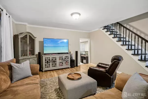 92 W Cherry ST W, Rahway, NJ 07065