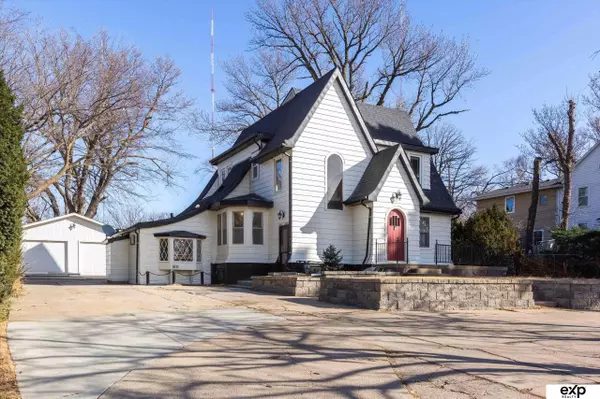 7826 Military Avenue, Omaha, NE 68134