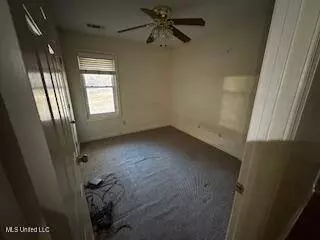 226 Forest Road, Byhalia, MS 38611