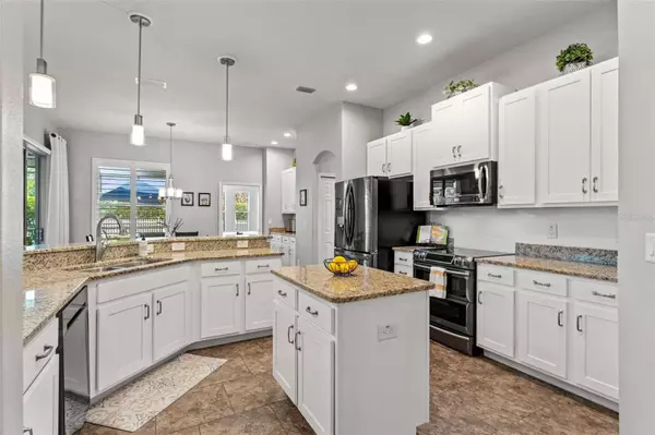 803 BELLA VERDE PL, Ruskin, FL 33573