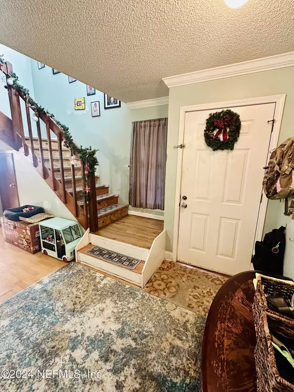 4711 RIVERINE DR, Jacksonville, FL 32210