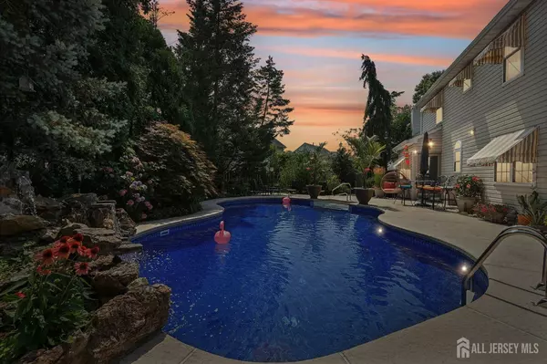 30 Tyska AVE, Sayreville, NJ 08872