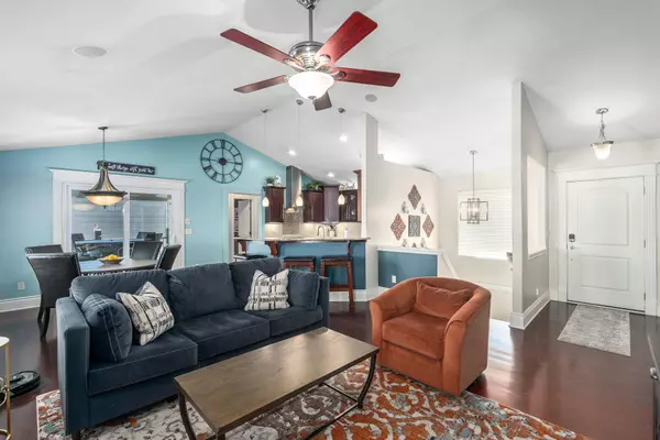 12610 E Mainsgate St, Wichita, KS 67226