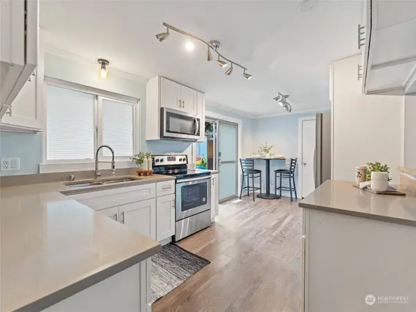 19832 35th AVE S, Seatac, WA 98188