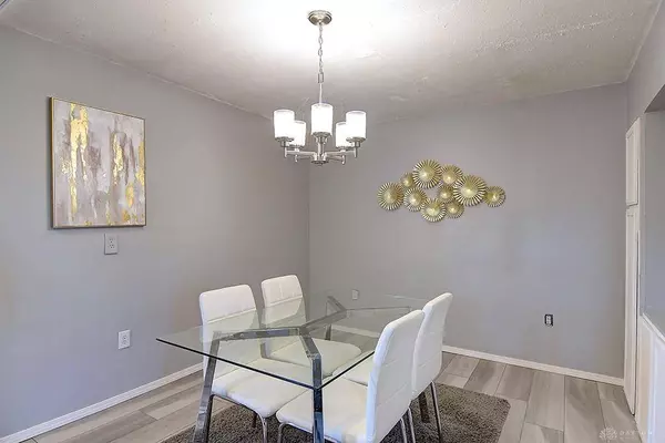 218 Cambridge Drive, Fairborn, OH 45324