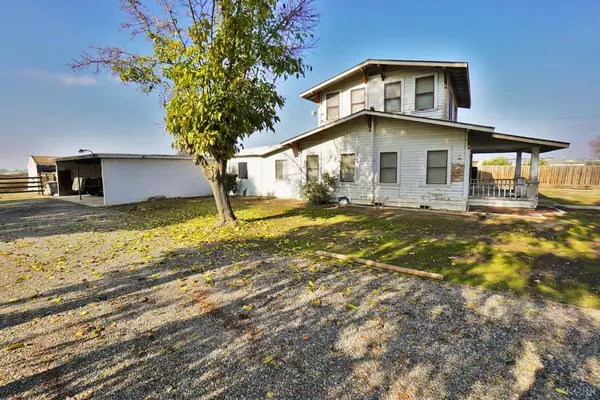 10806 6th Avenue, Hanford, CA 93230