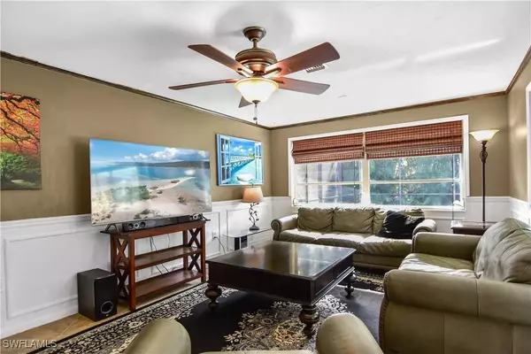 1450 Tanglewood Pkwy, Fort Myers, FL 33919