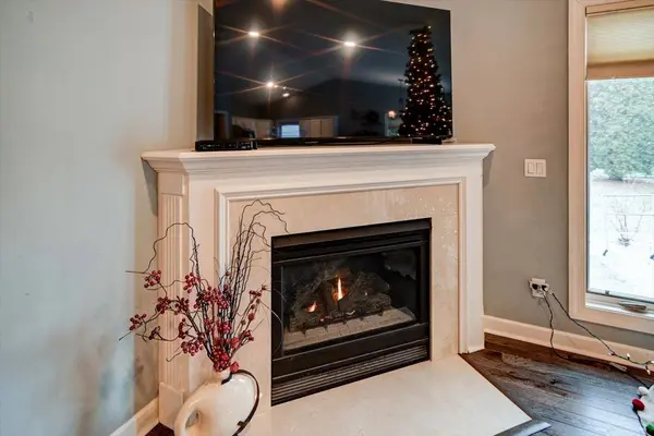 1128 Broadway Drive, Sun Prairie, WI 53590