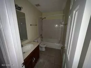 226 Forest Road, Byhalia, MS 38611