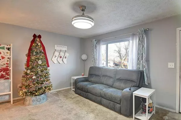 218 Cambridge Drive, Fairborn, OH 45324