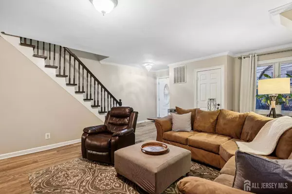 92 W Cherry ST W, Rahway, NJ 07065