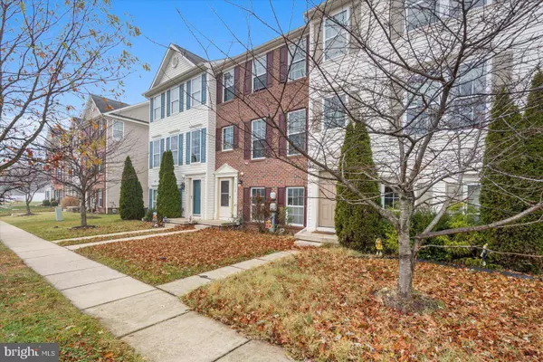 8312 STANSBURY LAKE DR, Dundalk, MD 21222