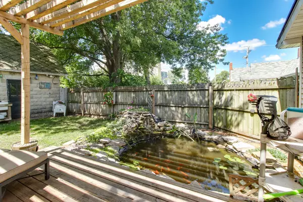 106 S Division ST, Stanford, IL 61774