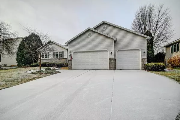 1128 Broadway Drive, Sun Prairie, WI 53590