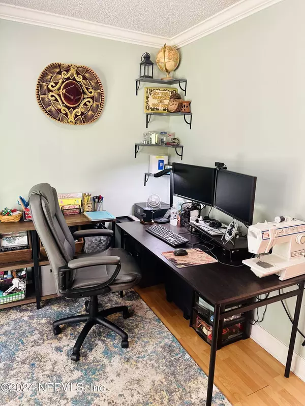 4711 RIVERINE DR, Jacksonville, FL 32210