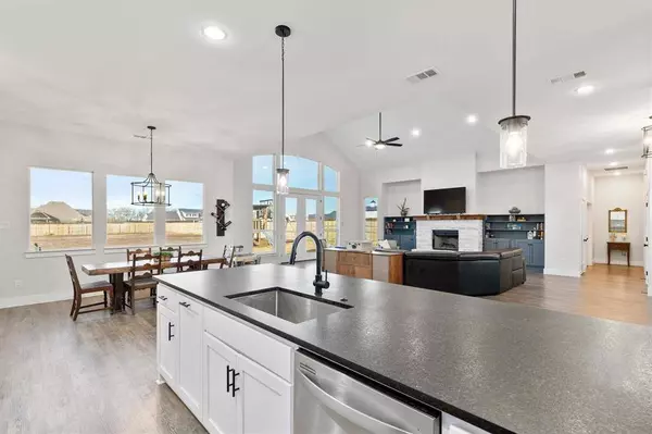 2041 Constitution Court, Nevada, TX 75173