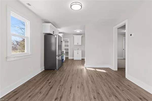 207 N Capital ST, Suffolk, VA 23434