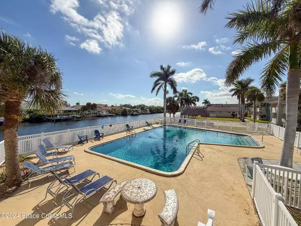 250 N N Banana River DR #D5, Merritt Island, FL 32952