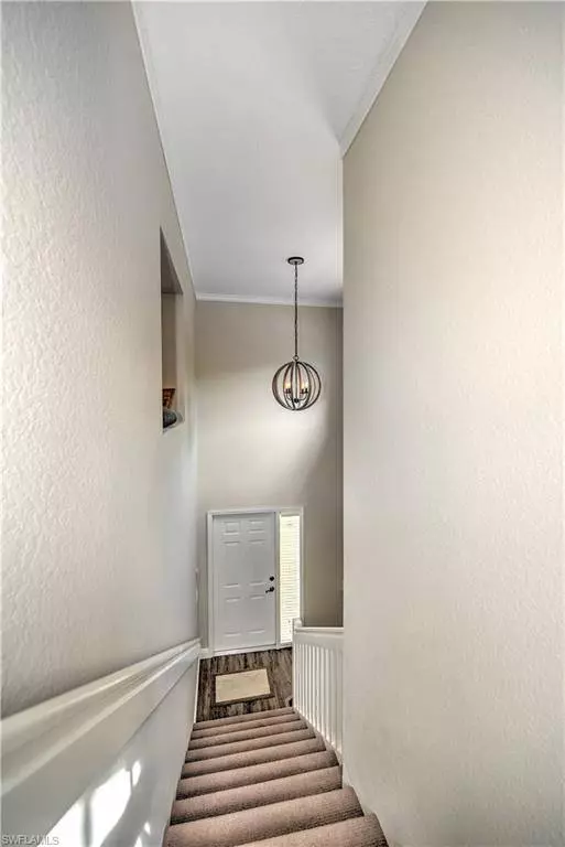 3390 W Crown Pointe BLVD #202, Naples, FL 34112