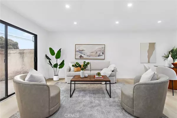 8034 1/2 Harrison ST, Paramount, CA 90723