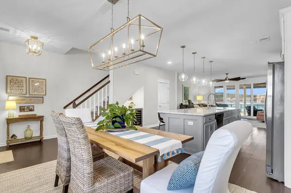 413 Snowy Plover Ln, Summerville, SC 29486