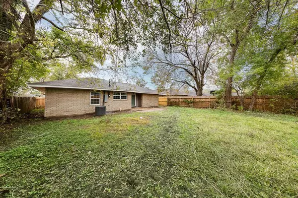 2638 Almeda Plaza DR, Houston, TX 77045