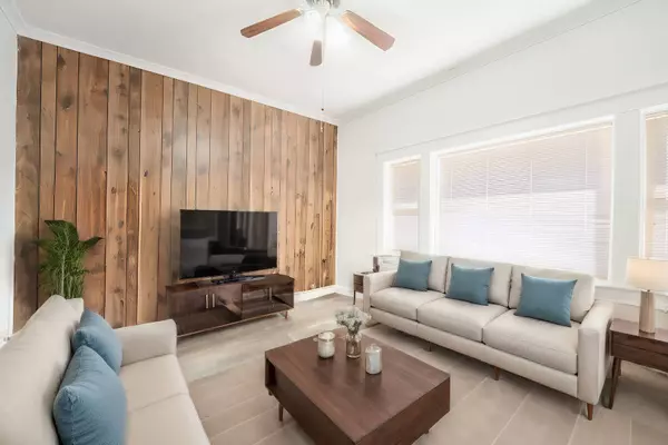 2338 Union ST, Blue Island, IL 60406