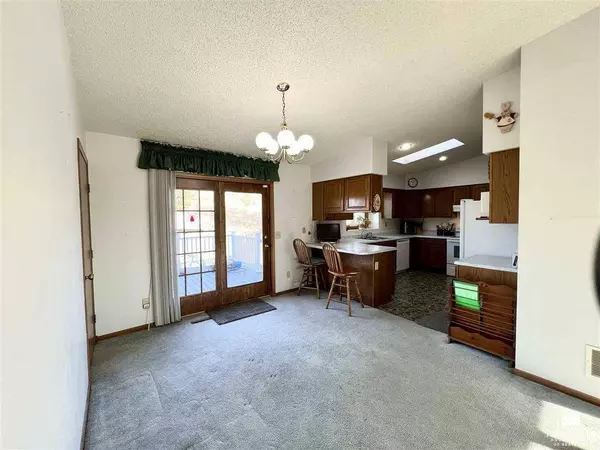 402 N 10TH ST, Herington, KS 67449