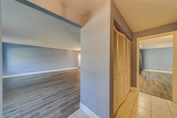 1815 ELMHURST DR, Clearwater, FL 33765