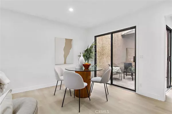 8034 1/2 Harrison ST, Paramount, CA 90723