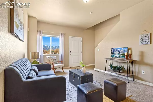 4312 River Line GRV, Colorado Springs, CO 80911