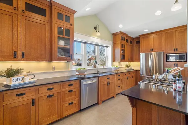 461 E JTL Pkwy, Springdale, AR 72762