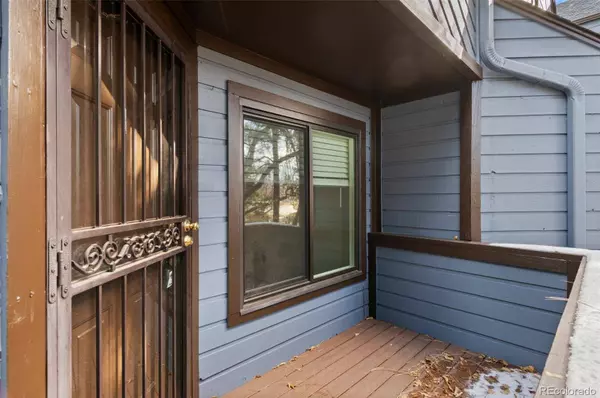 8971 W Yale AVE, Lakewood, CO 80227