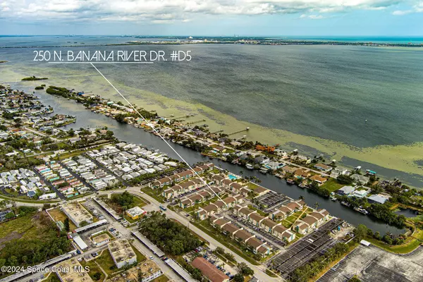 250 N N Banana River DR #D5, Merritt Island, FL 32952