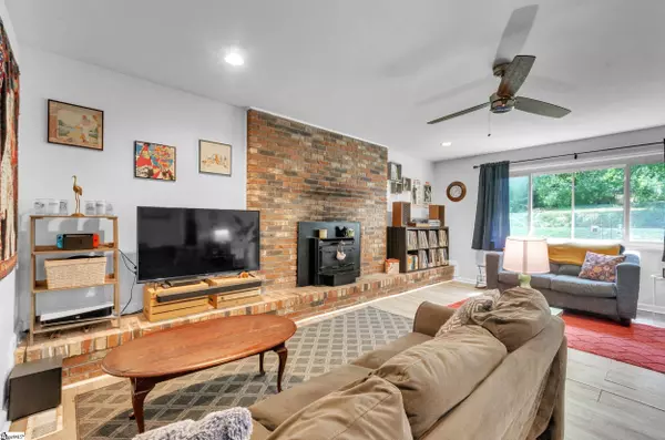 109 Jones Street, Pickens, SC 29671