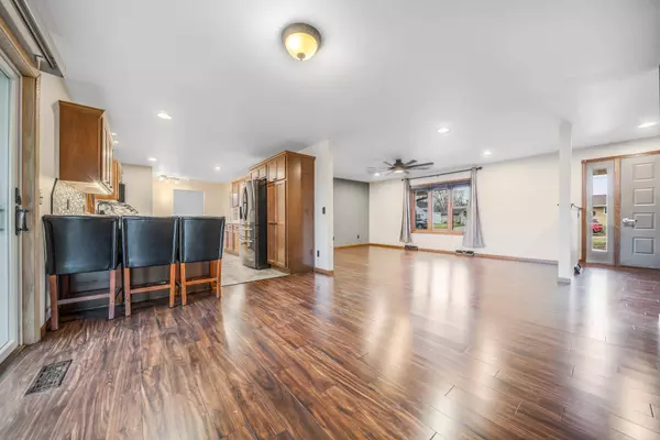 705 OAK ST, Winneconne, WI 54986