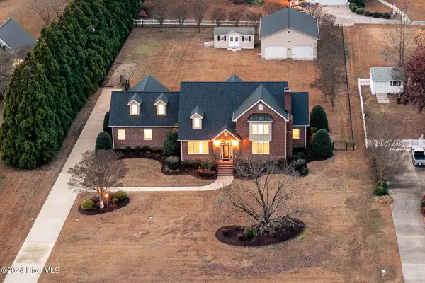 3804 Sterling Trace DR, Winterville, NC 28590