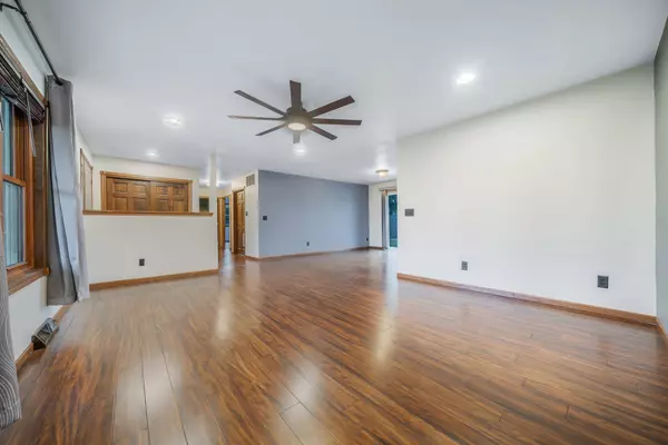 705 OAK ST, Winneconne, WI 54986