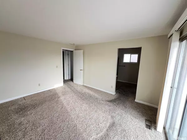 866 Aubrun CT, Carson City, NV 89705