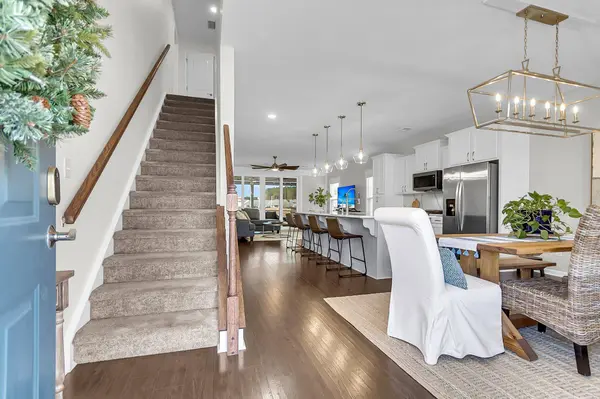 413 Snowy Plover Ln, Summerville, SC 29486