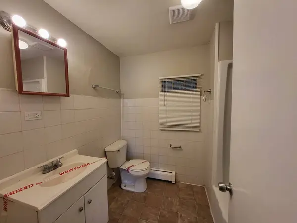 3505 N Lewis Avenue, Waukegan, IL 60087