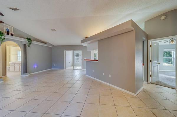 14140 OAKWOOD DR, Hudson, FL 34669