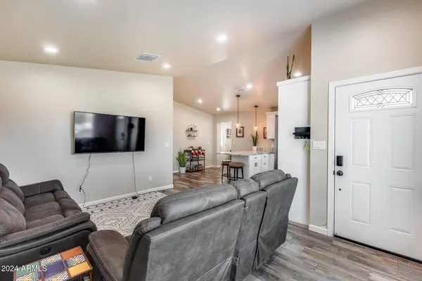 121 N KACHINA --, Mesa, AZ 85203