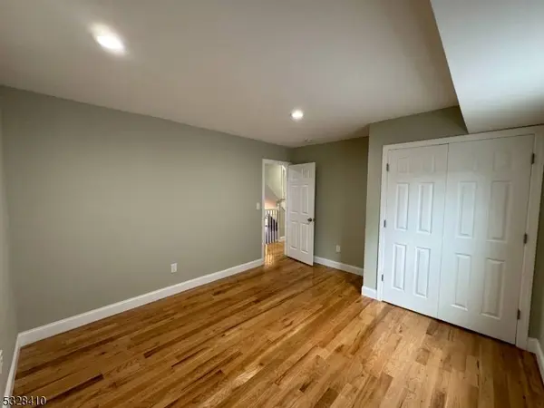 133 N Clinton St, East Orange City, NJ 07017