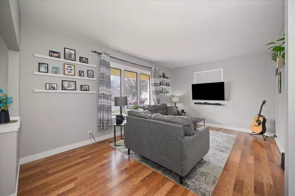 817 E Ermina Ave, Spokane, WA 99207