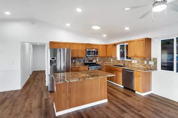 73-1298 AWAKEA ST, Kailua-Kona, HI 96740