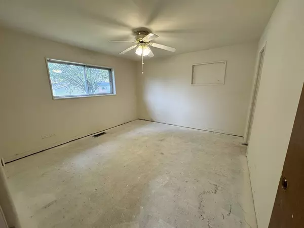 1272 Burnham Avenue, Calumet City, IL 60409