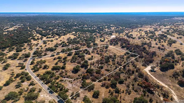 428 Lester Lane, Junction, TX 76849