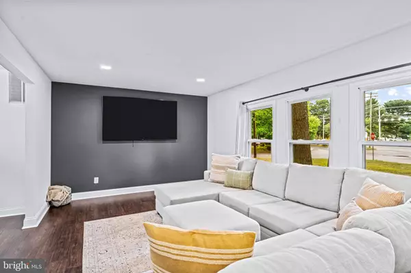 347 HURFFVILLE CROSS KEYS RD, Turnersville, NJ 08012